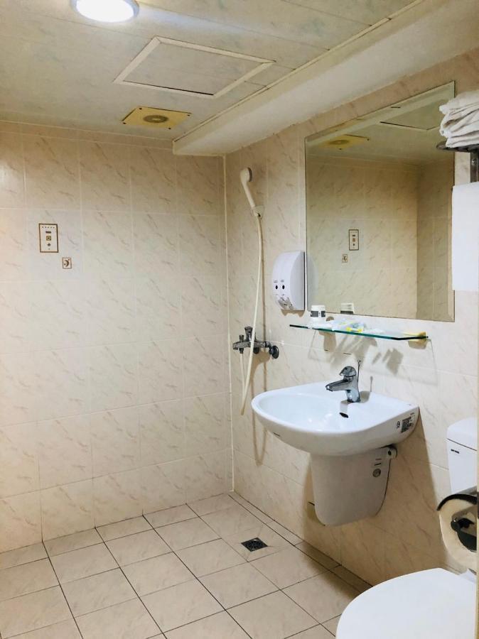 Jing Chech Hotel Kaohsiung Luaran gambar